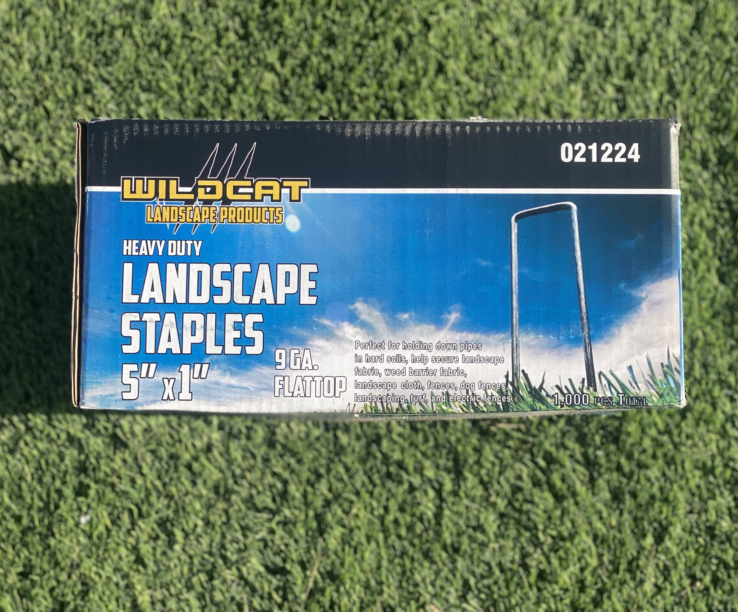 Turf Staples — galvanized steel turf staples