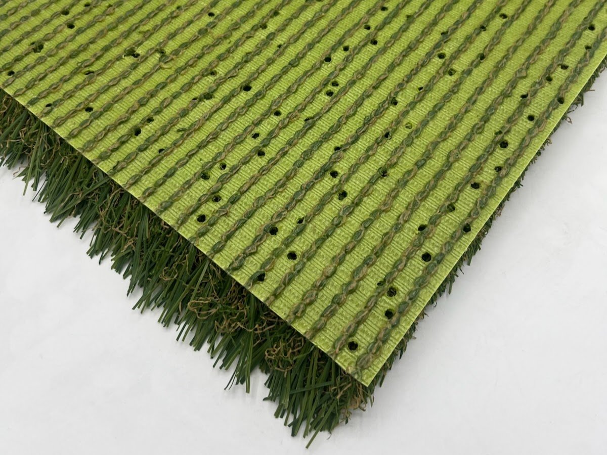 Alpha Pet Eco — install detail