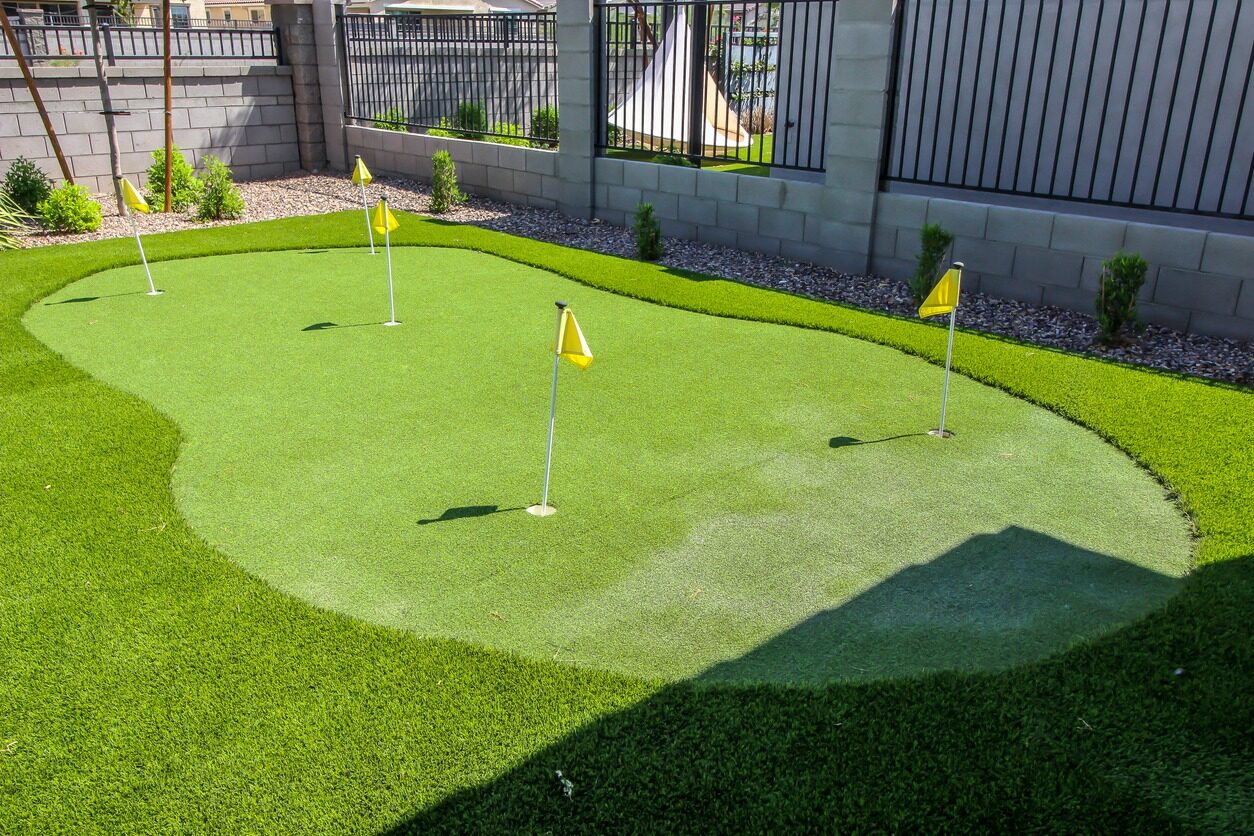 Putting green install